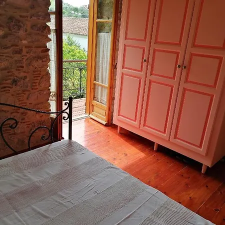 Villa Large Stone With Garden. *